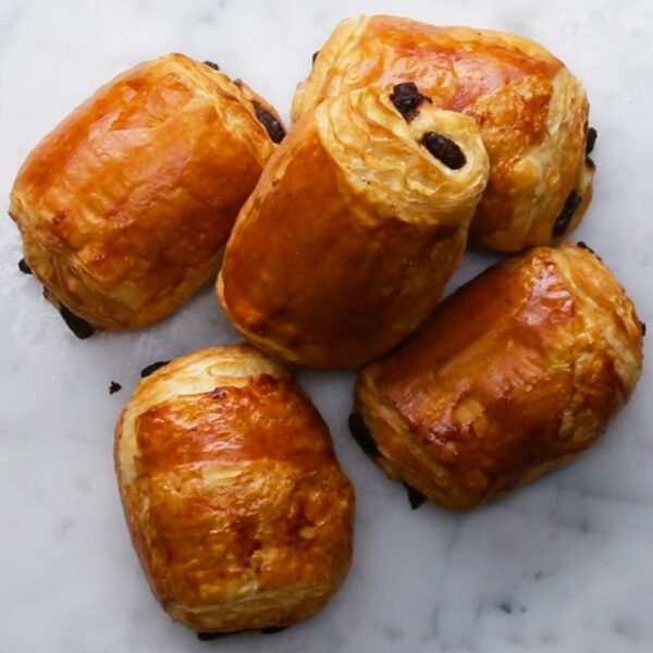 Croissant au chocolat
