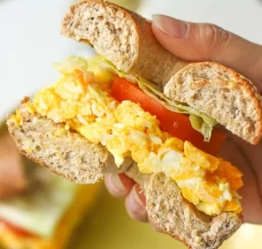 Bagel déjeuner végétarien